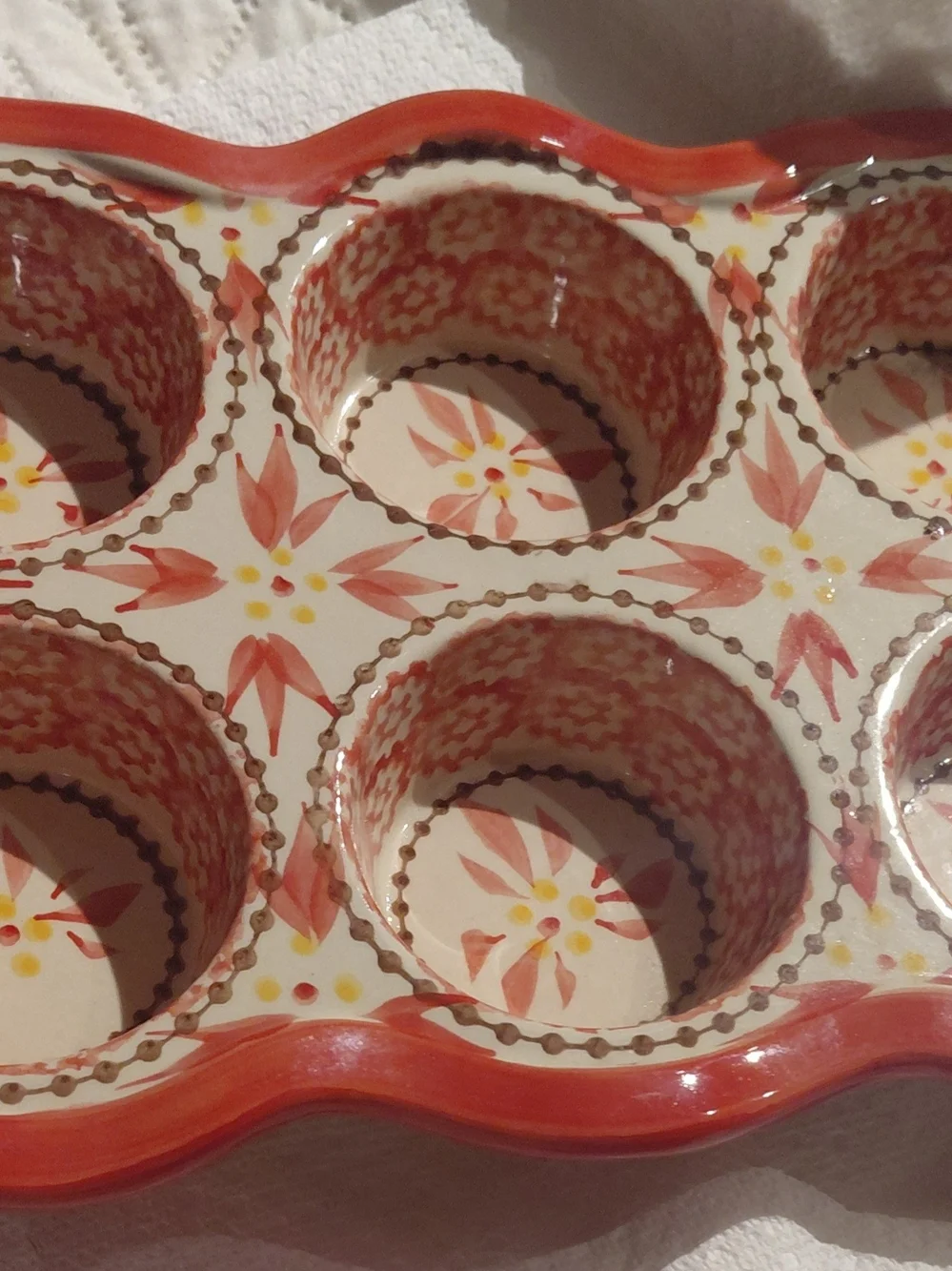 Hand Painted Decorative & Baking Safe Red Ceramic 6-Cup Muffin Pan